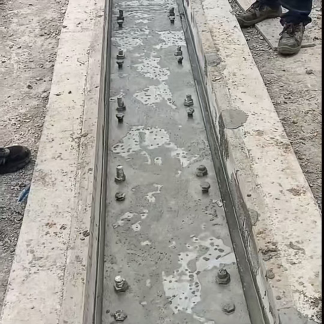 沧州港口码头起重机龙门吊重型机械设备稳固用早强快凝轨道胶泥